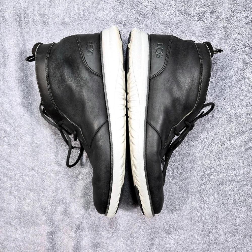 UGG Neumel Flex Chukka Boots Mens 11 Black Good‎ Leather Mid Top 1104976